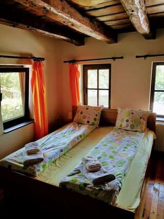 Дома для отпуска Villa Girgina Bukovets Дом с 4 спальнями-60
